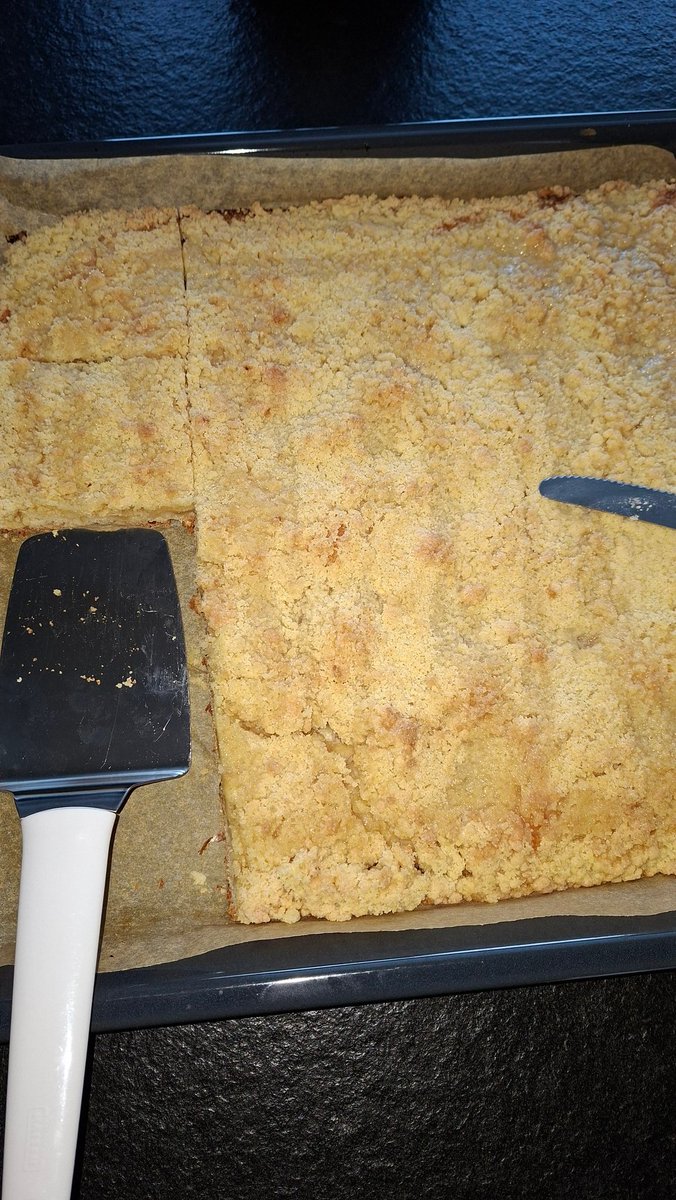 Ich hab' Streuselkuchen und Ihr nicht, bätsch! 😜