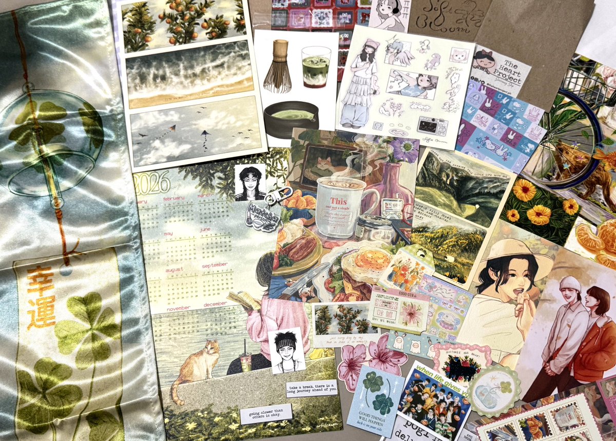 actually life is so beautiful ✨🍀
—
paskomiket haul ! 🤍