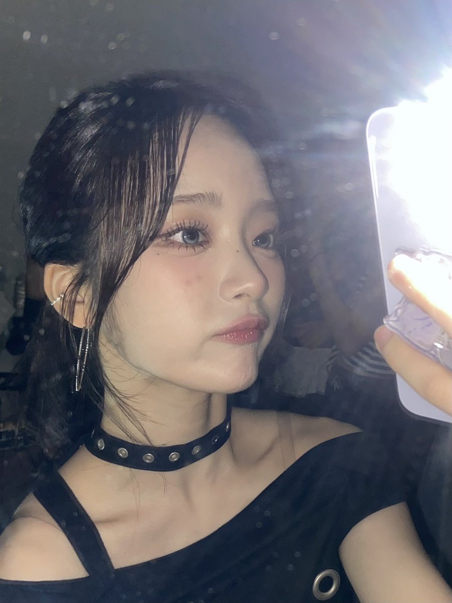 eji_pz's tweet image. 251123 🦋🫧