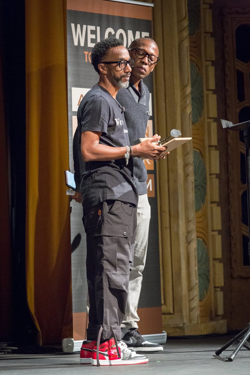 Please help me with Scoop <a href="/OGIIISCOOP/">Robert Scoop Jackson</a> Jackson happy birthday!🙏🏾❤️👣🎊🎂🤲🏾☝🏾

May God bless you and keep you always. 

📸of <a href="/kustoo/">Jacques Slade</a> presented Scoop with the Black Genius award 8/11/2019 in PDX.