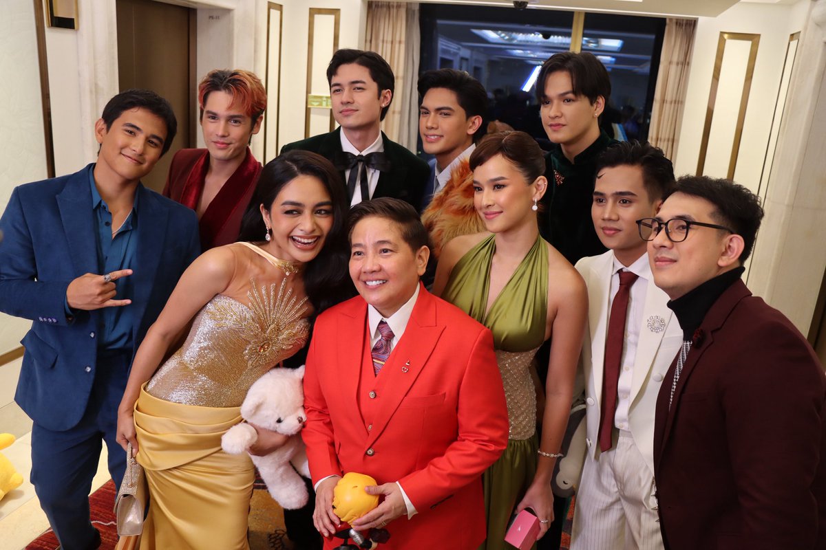 SurVIVOREE OFC tweet media