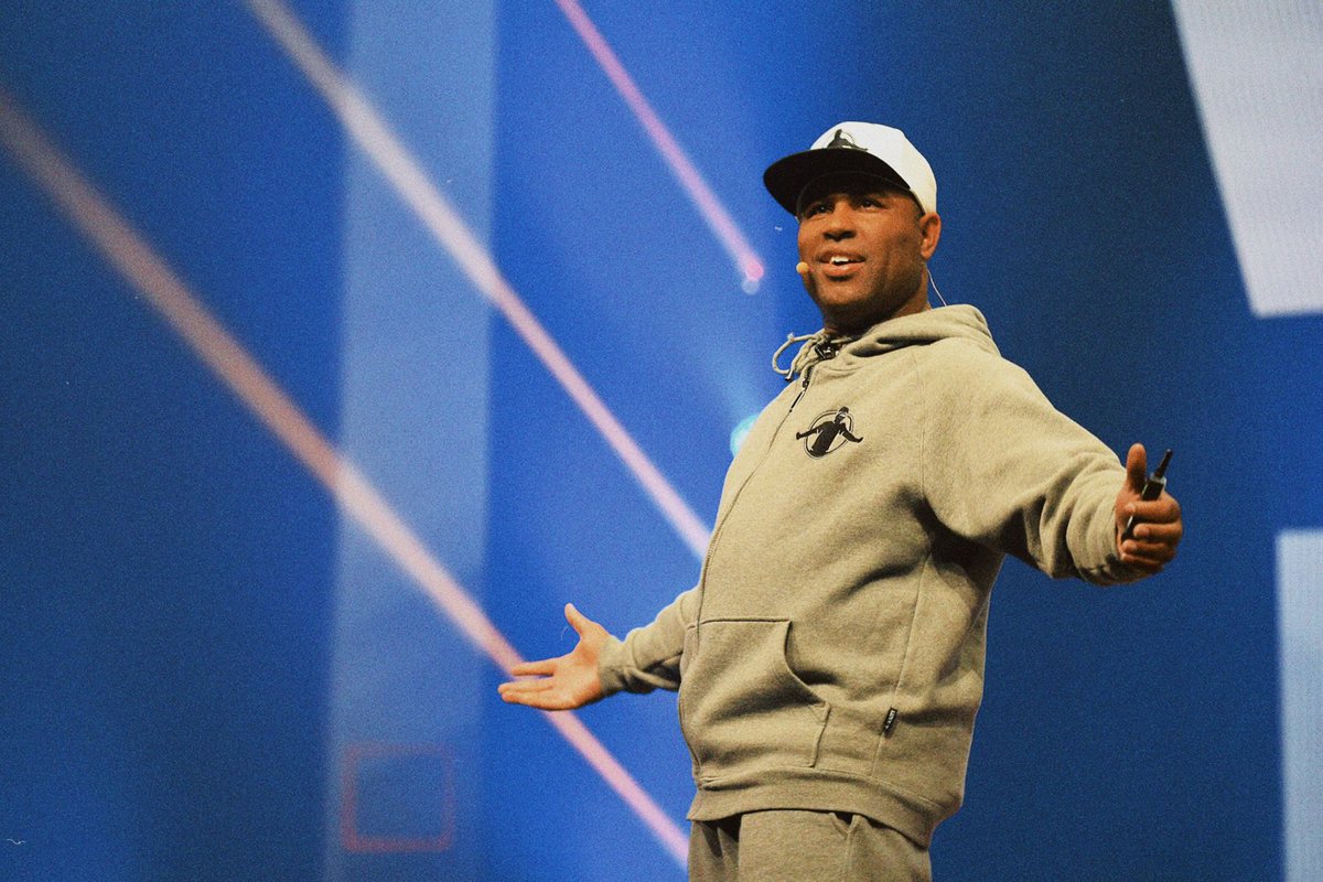 KPDECAchapter's tweet image. Day 23 of #DECAMonth highlights the people who inspire us at King Philip DECA, including the one and only Bow tie Goat!
#goallin
#gotheextra