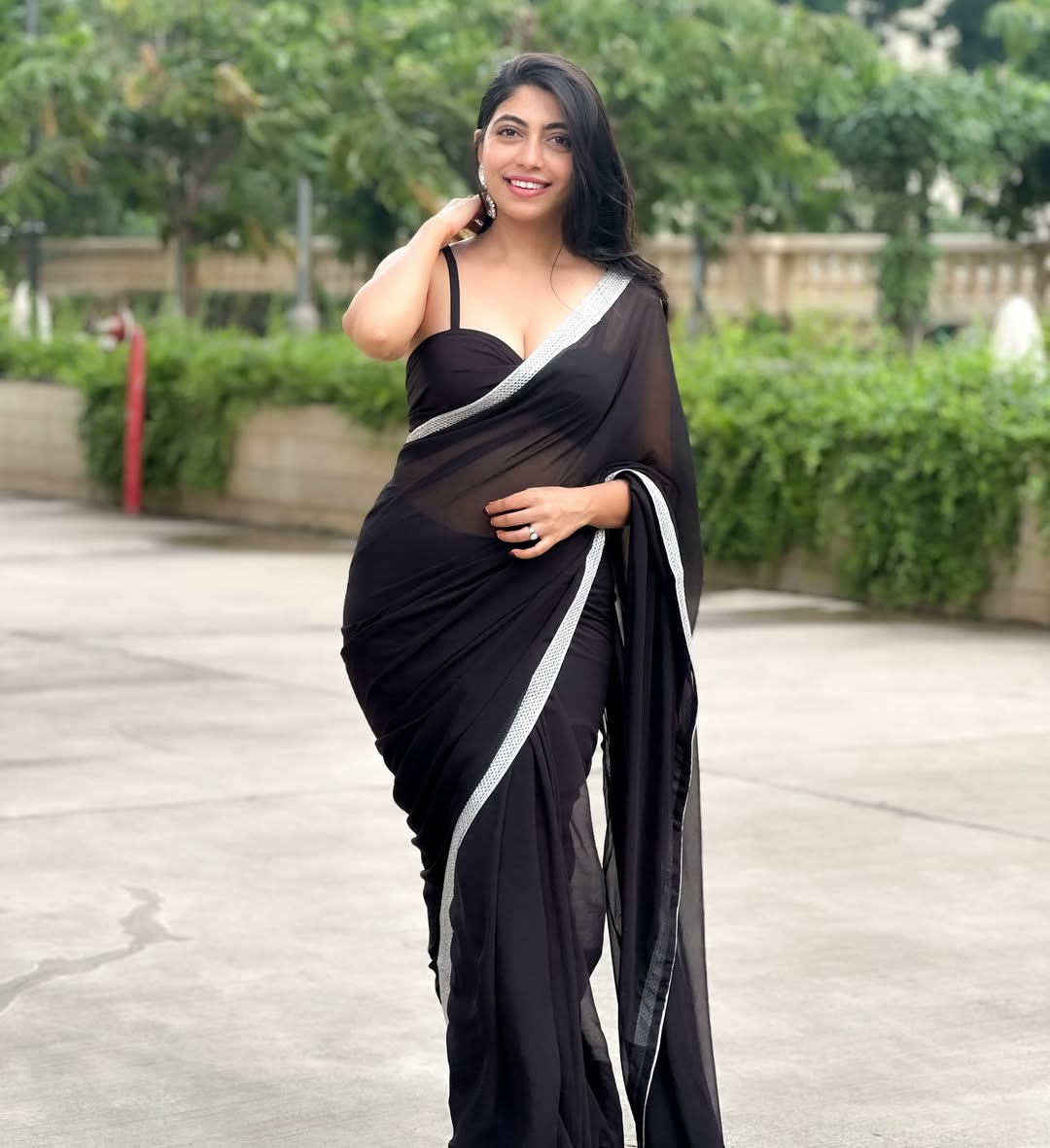 G6coVM8bgAEgWjv?format=jpg&name=medium