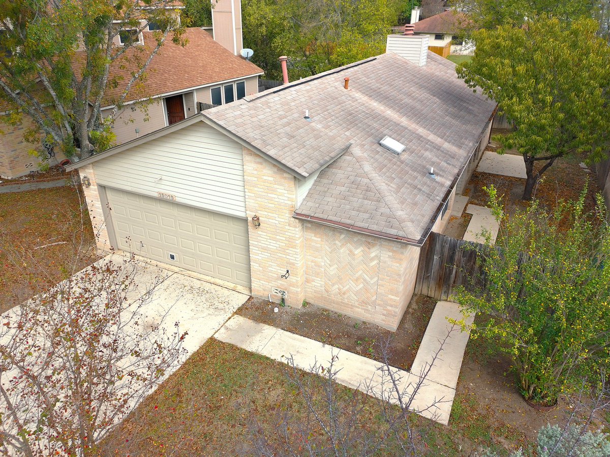 RealHiView's tweet image. 