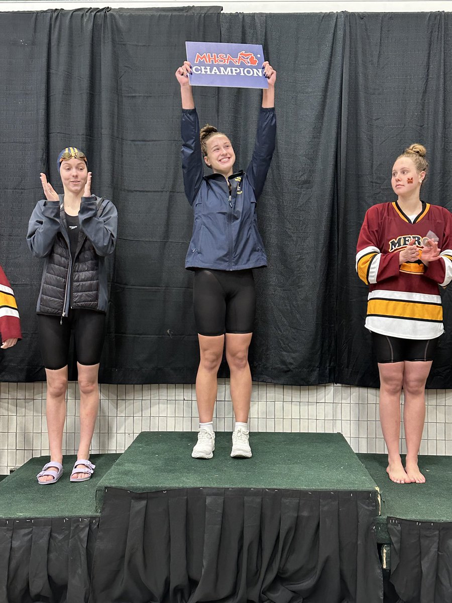 South Lyon High School Athletics tweet media