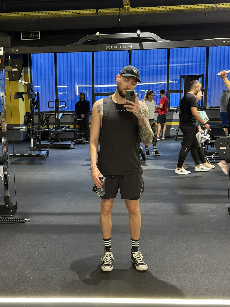 so_funy27's tweet photo. Нарешті відкрився🤤 https://t.co/7xSESDygvr