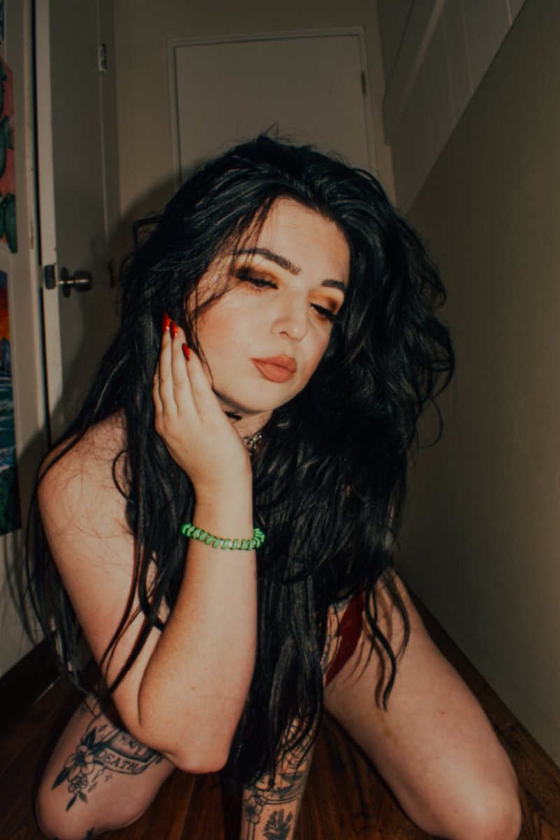 Earth to Raven tweet media