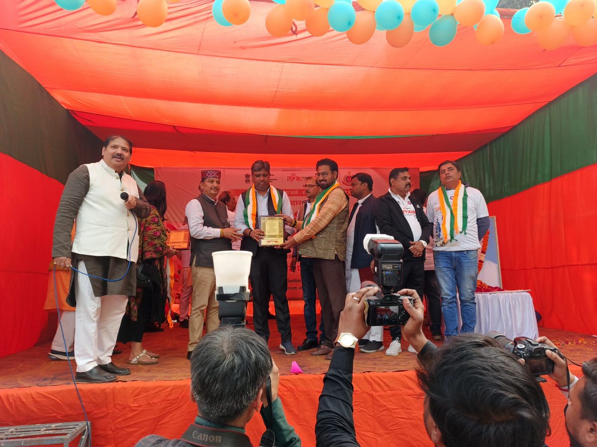 SachinMaviBJP's tweet image. #RunForUnity
@BJP4Delhi @BjpNEDelhi @gupta_rekha @Virend_Sachdeva @drukchaudhry @AjayMahawarBJP @BJPMamtaKu @ManojTiwariMP @PavanRanaRSS