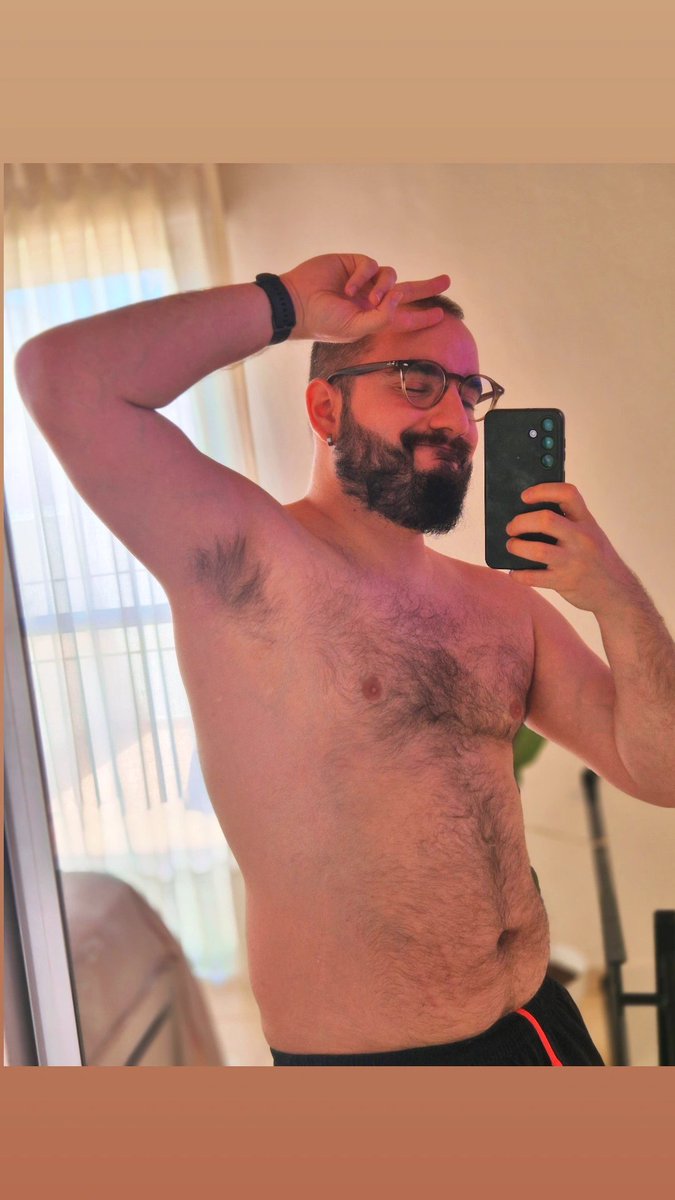 #LittleIdiot tweet media