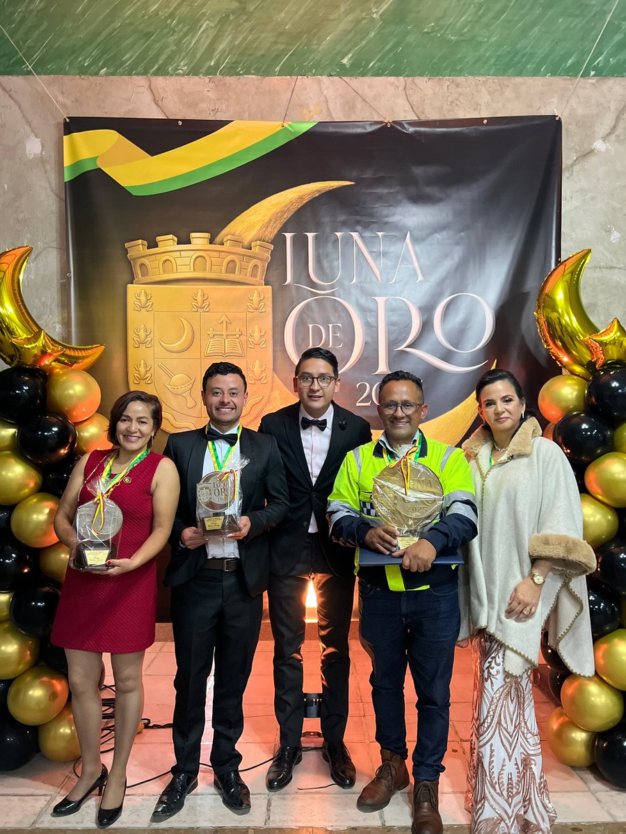 Ganador y finalistas - orden al mérito Luna de Oro 🌙🏆🏅
- Orlando Beltrán Ballen - @elbanquetedelbronx 
-Rita Duarte Sastoque - Provida
-Zulma Moran Valencia- @colegiobosquesdesherwood
-Mireya Beltrán Quecan - @studiomrumbafit 
-Andrés Moreno Monroy- @andresrompepiernas