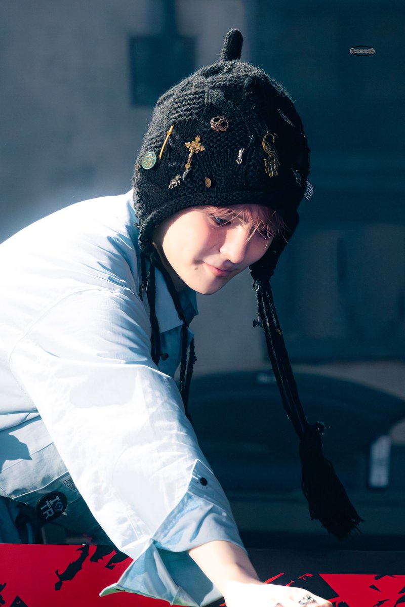 𝗮𝗰𝗲𝗰𝗮𝘁 tweet media