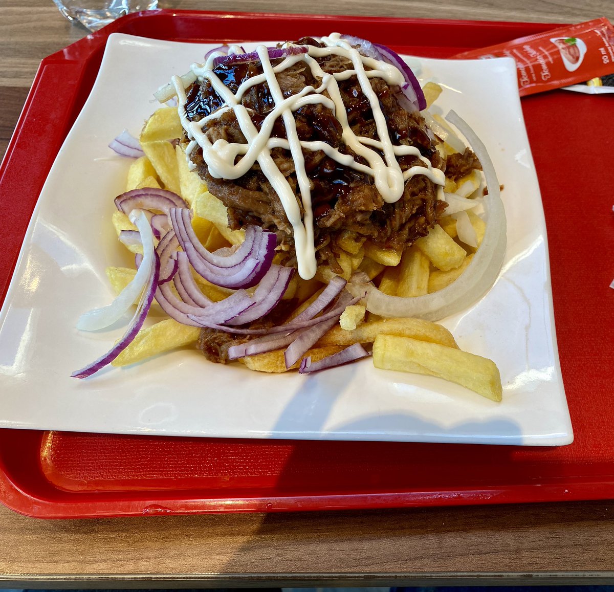 Lecker Essen gehen an unserer Lieblings Raststätte 
Enjoying a delicious meal at our favorite restaurant on the highway
#highway #family #lunch #sunday