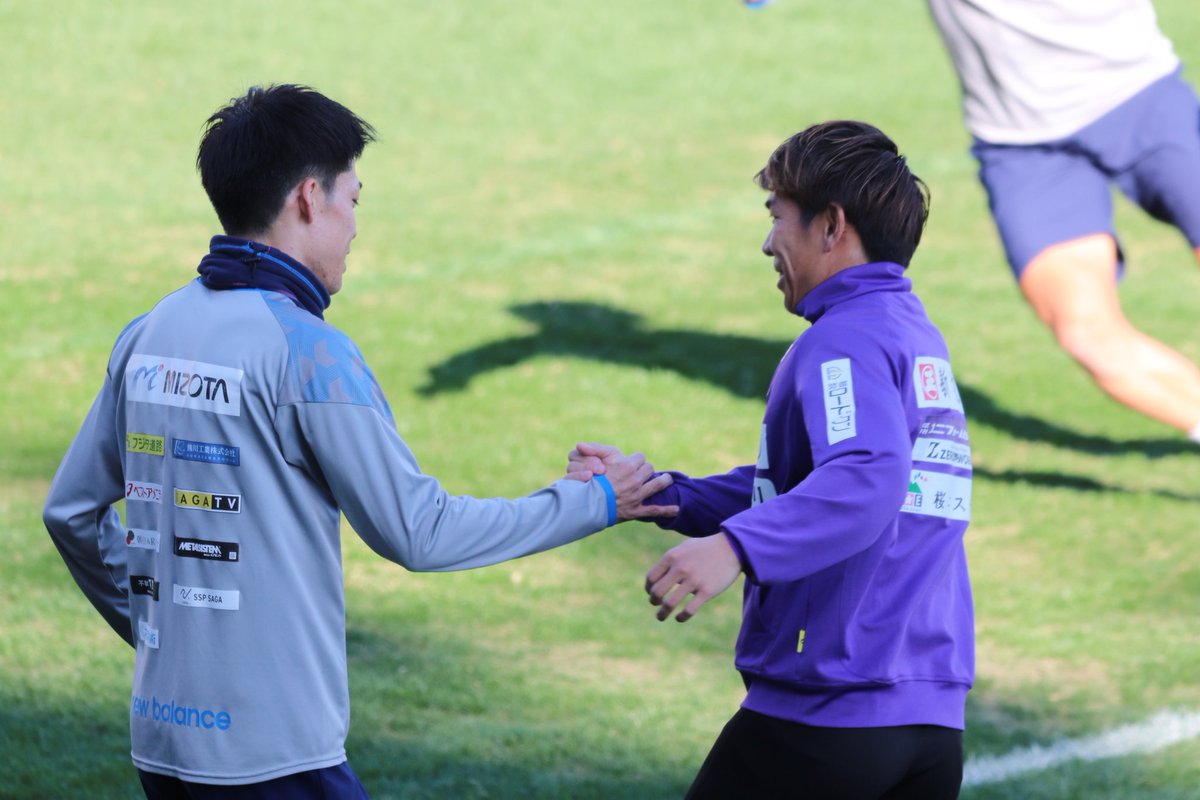 ranranspulse11's tweet image. 2025.11.23
藤枝🆚鳥栖
エスパルス時代のチームメイトと再会！
この日を楽しみに待ってた
そして、これからも二人の活躍する姿を追いかけたい

#西澤健太
#金子翔太
#藤枝MYFC 
#サガン鳥栖