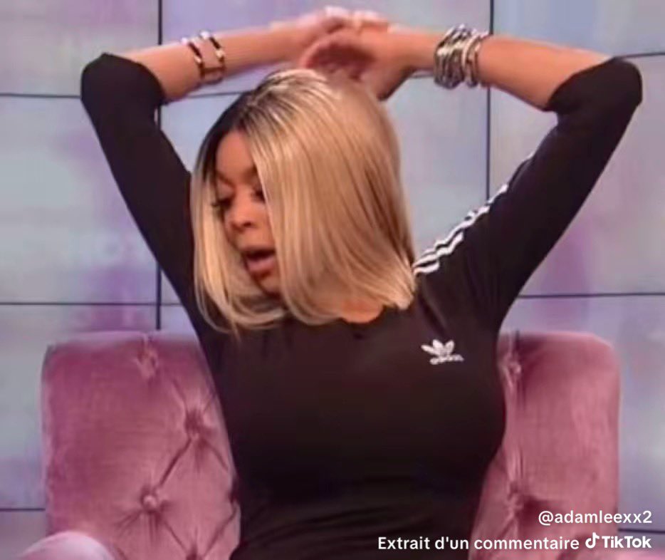 Trixy 🍒 tweet media