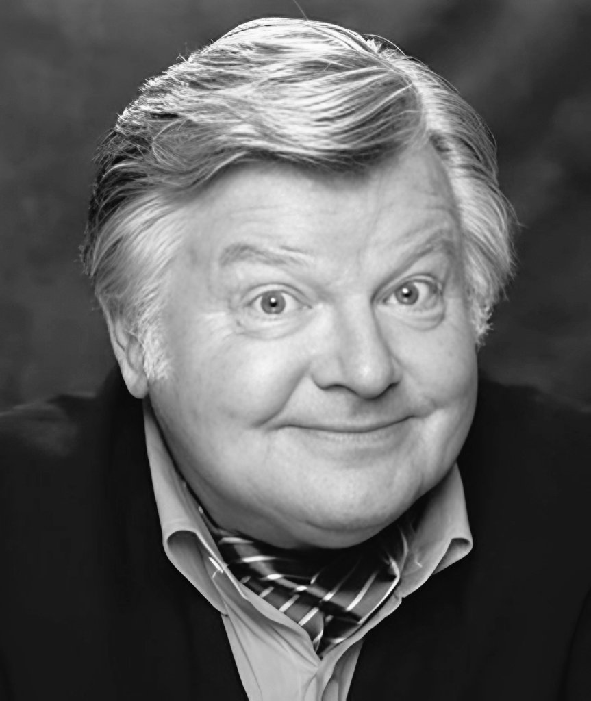 RetroMoviesDB's tweet image. If you know who this is, you are awesome!