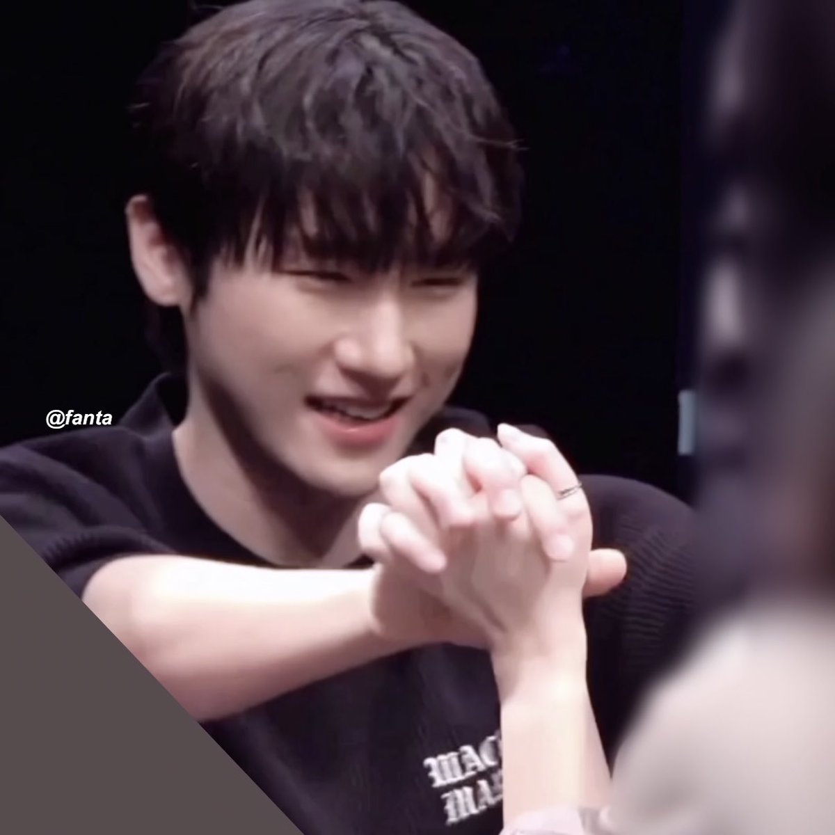 fanta_podo2S's tweet image. 짱규니 이대로 들구튈뻔… 너무너무 귀여워 ♡