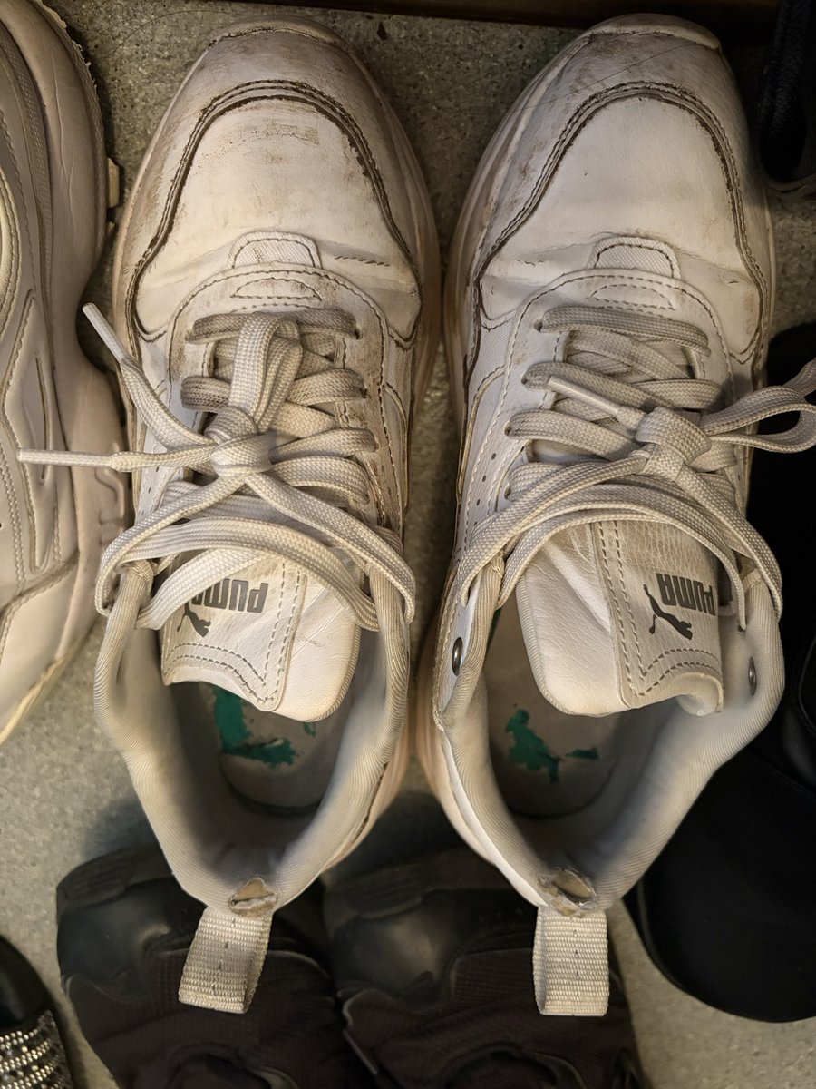 QpHpy's tweet image. #スニーカー売ります
 1足5000円+送料手数料
着画もご相談ください🙆‍♀️