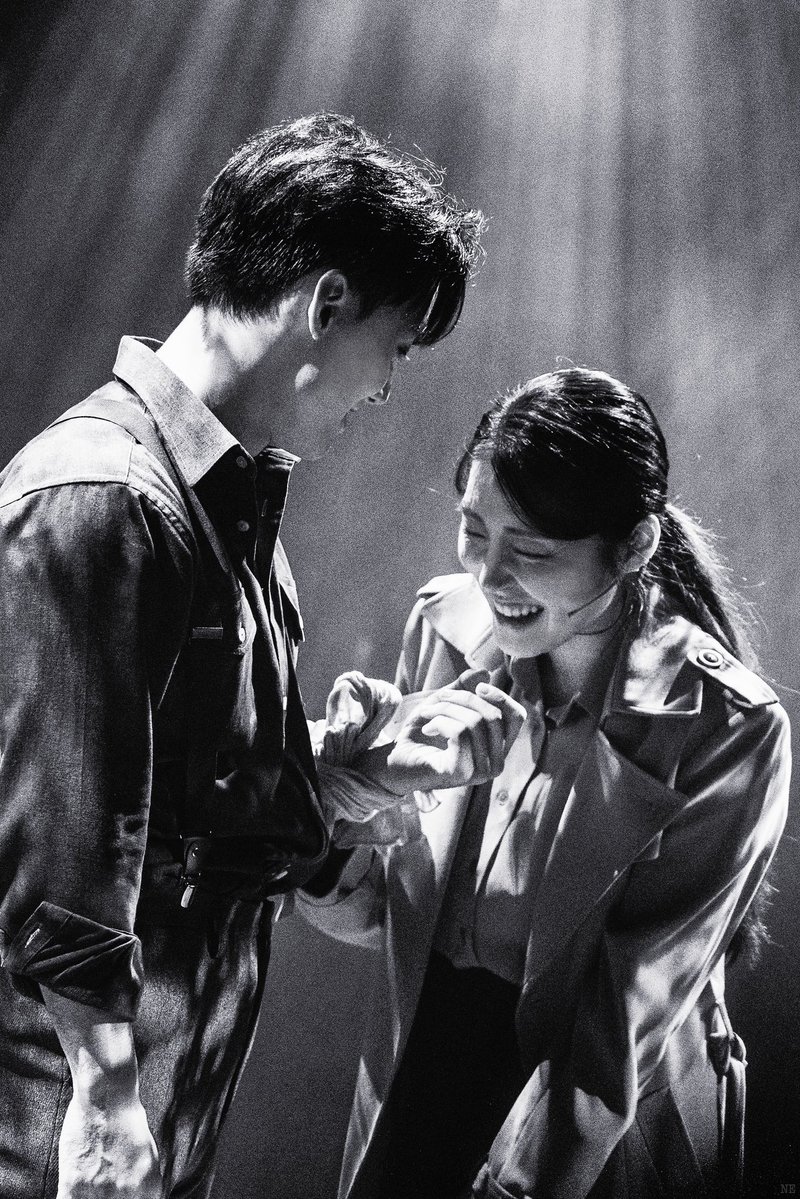 Stoonee_2's tweet image. 251026 조선의 복서🥊
스페셜 커튼콜 | 그들의 이야기

이화 #이종석
마리아 #류비

언제든 날 기다리고 있었던거야
내가 마주 볼 수 있을 때까지