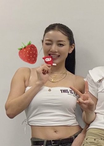 채영이 일기예보 tweet media