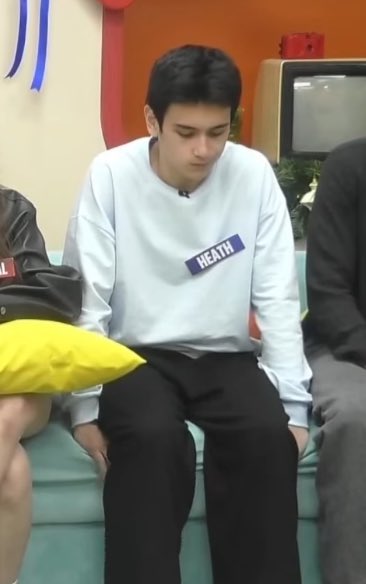 ctrlgaez's tweet image. my poor moymoy ;((( nadamay lang talaga siya. BBS HEATH y&apos;all !!! 

#PBBCollab20SecondNomi