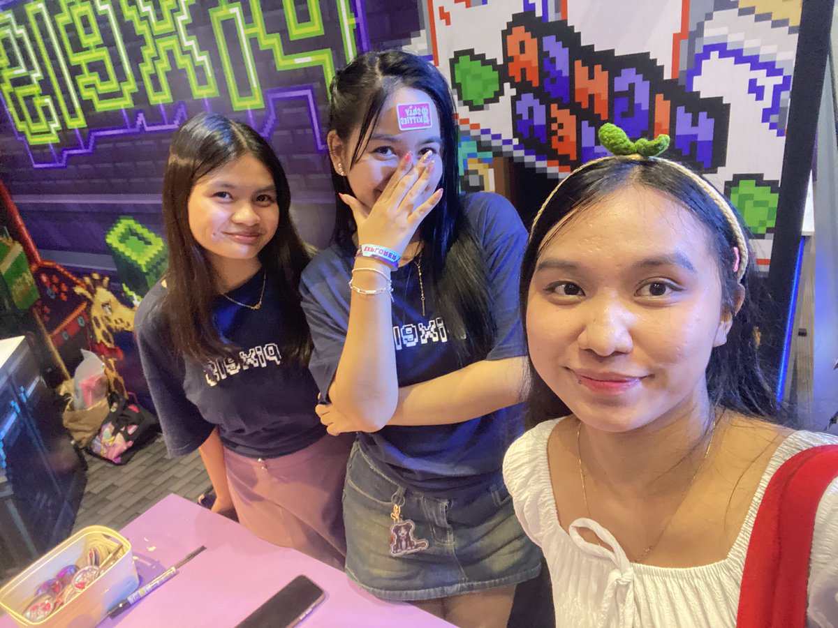 Mikaychi^^ tweet media