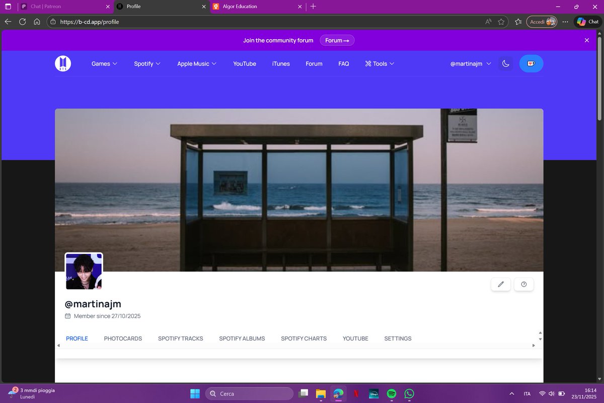 tinyarmyheart's tweet image. My computer is army