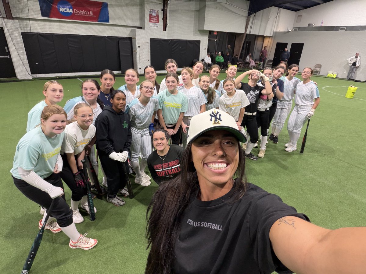 Coach Perry tweet media