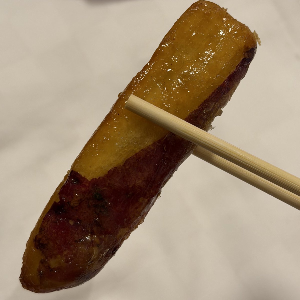 rgmroso's tweet image. 후기: 먹자마자 와하하학 하고 웃음
시온이가 정말 좋아할 맛이라 ...:)
엄청 달고 시원하고 빠작빠작한 고구마 맛탕 !