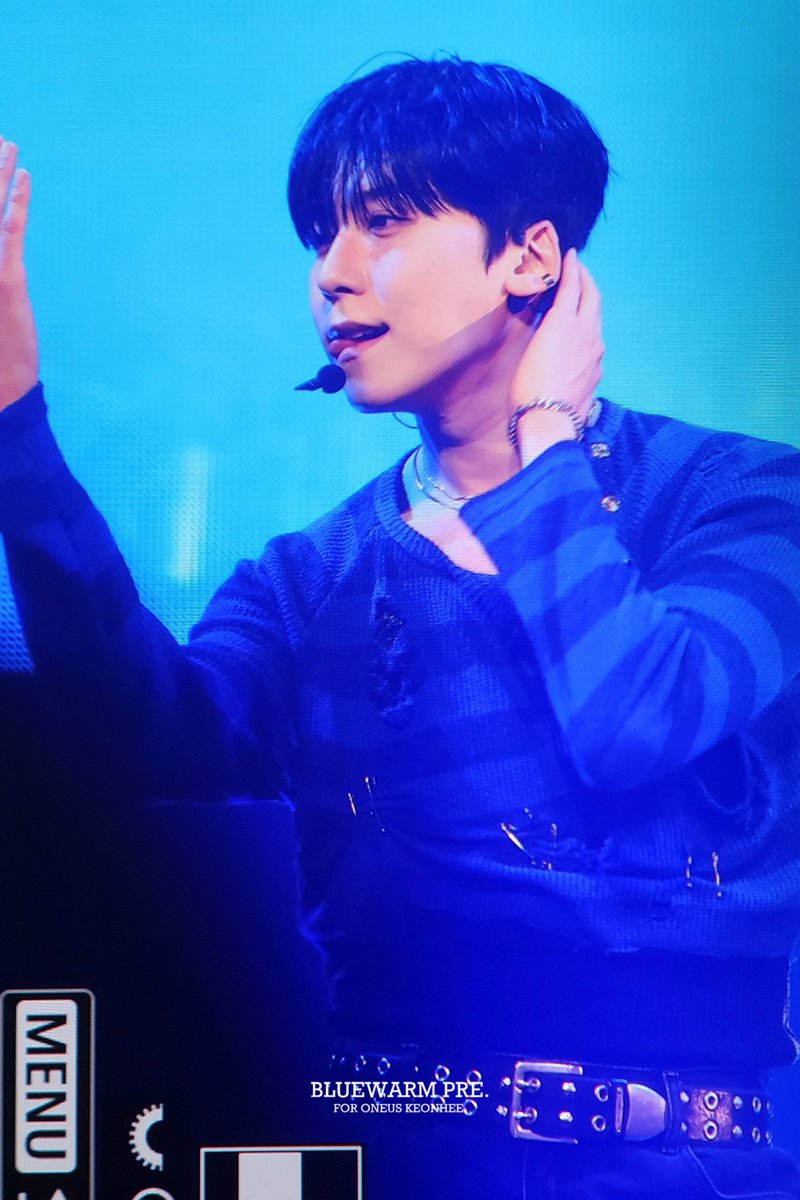 251123 [H_OUR, US] in JAPAN 

건희 프리뷰💙🪞

#원어스 #건희 #ONEUS #KEONHEE #파란건름이