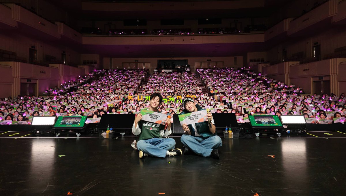 kota30018's tweet image. 元気💪なジュニジニに会えてめちゃくちゃ笑った🤣
たくさんのロハ友とも会えて嬉しかった〜♡
最後にみょんさん言ってたのはソロで何かやるのかな？楽しみだね🧺？

#ジニのヘアバンにダウン最高！
 #AROHA
#주니지니 #ZOONIZINI #ジュニジニ
#아스트로 #ASTRO
#RollTheDice_Japan