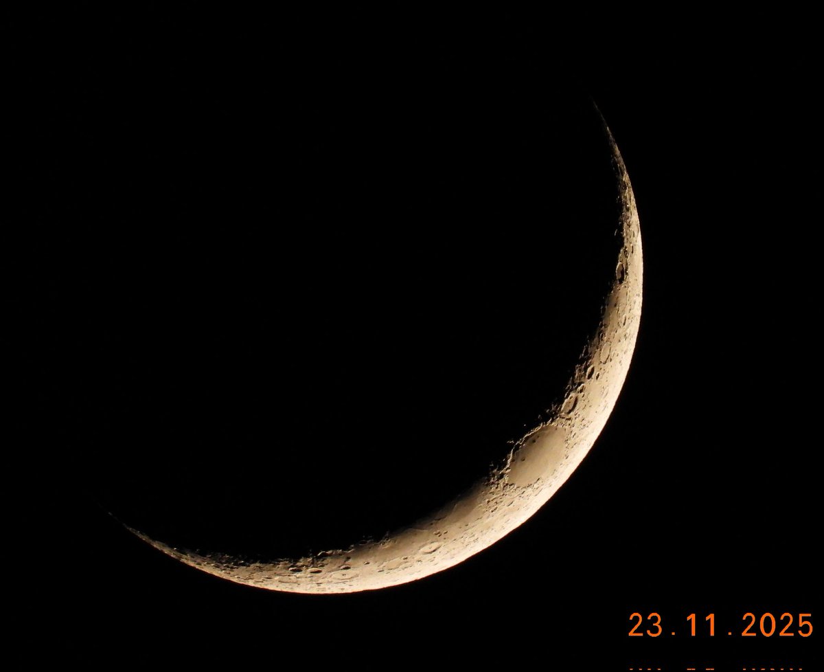 abdullh7755's tweet image. القمر اليوم