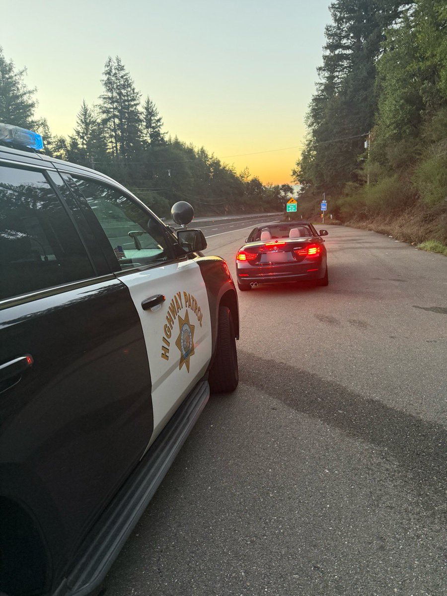 🚨 Driver to arrive 🌟 A motorist was pulled over on HWY 17 for speeding over 30 mph! Remember, safety comes first. Slow down and stay safe on the roads! 🛑 #Speeding #DriveSafe #RoadSafety #SlowDown
