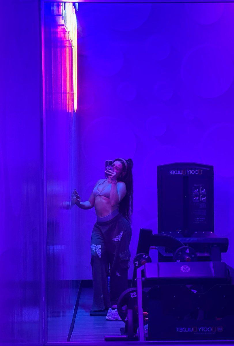 js0fly's tweet image. 🌸 quiet mornings in here &amp;gt;