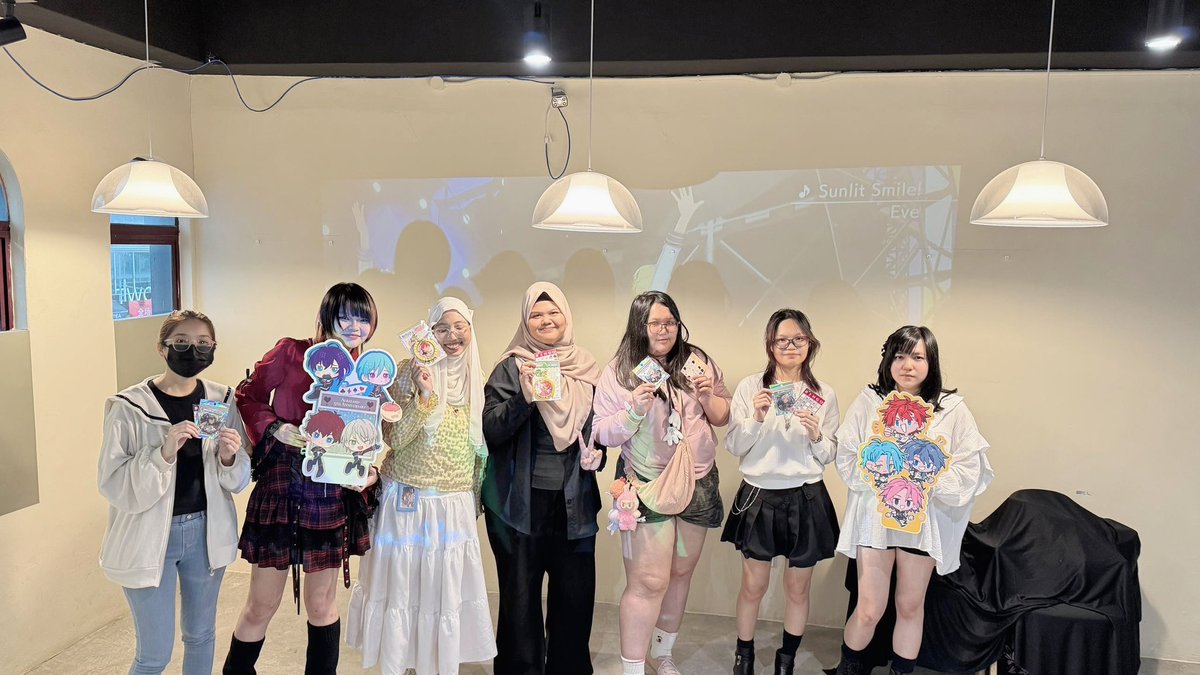 otoutoukun's tweet photo. also congrats to winners of

p1: lucky draw 
p2: 3 winners from our blooket quiz + game 
p3: bingo game https://t.co/xWLqn4gYsg