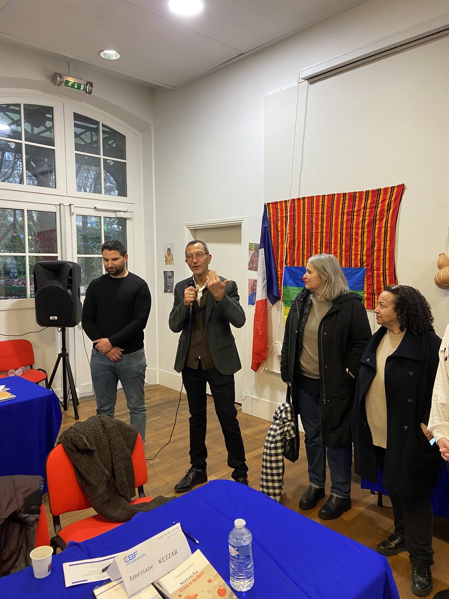FrancoisDagnaud's tweet image. Salon du livre inaugural au Centre culturel franco-berbère du 40 rue Manin. Le 19e est fier d’accueillir une culture de résistance, de liberté, d’égalité et de laïcité qui fait partie de notre ADN. Merci à toutes les associations franco-berberes !