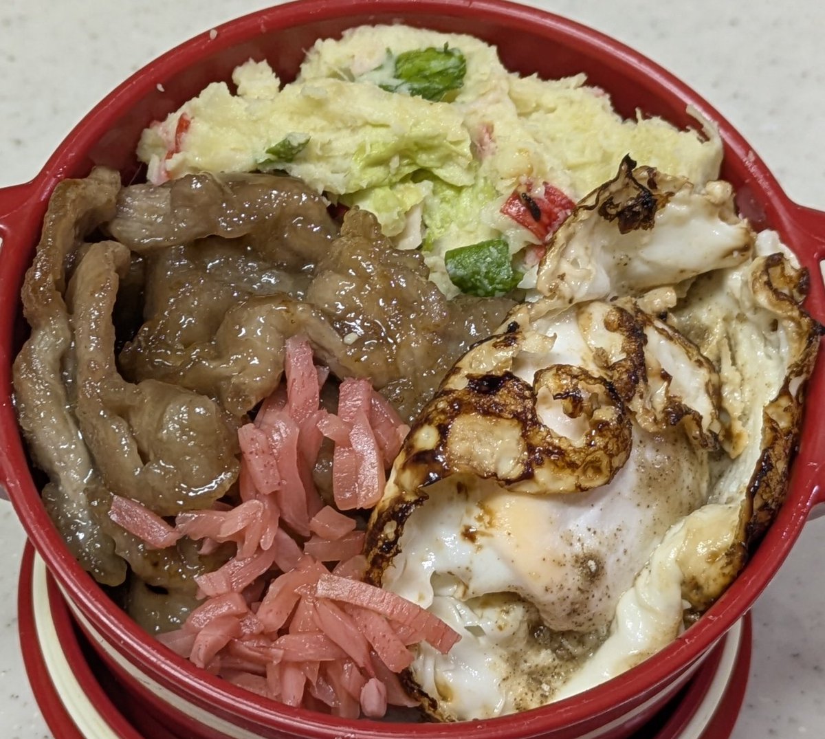 ibaranokinomiyu's tweet image. 弁当できた😁
急いで冷却🥶
因みに私のでは無い😰