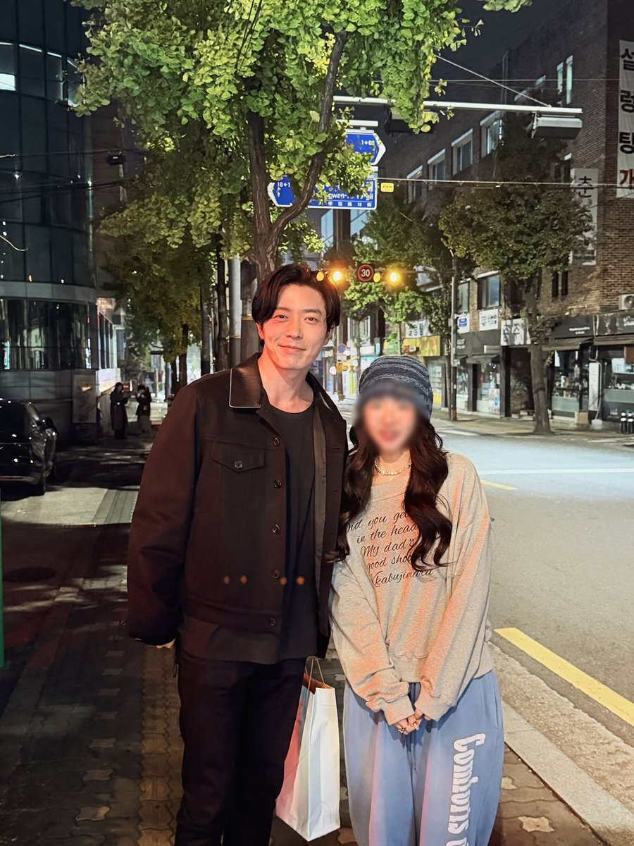 한남동에서 목격담
🔗instagram.com/ddcc4134/p/DRZ…