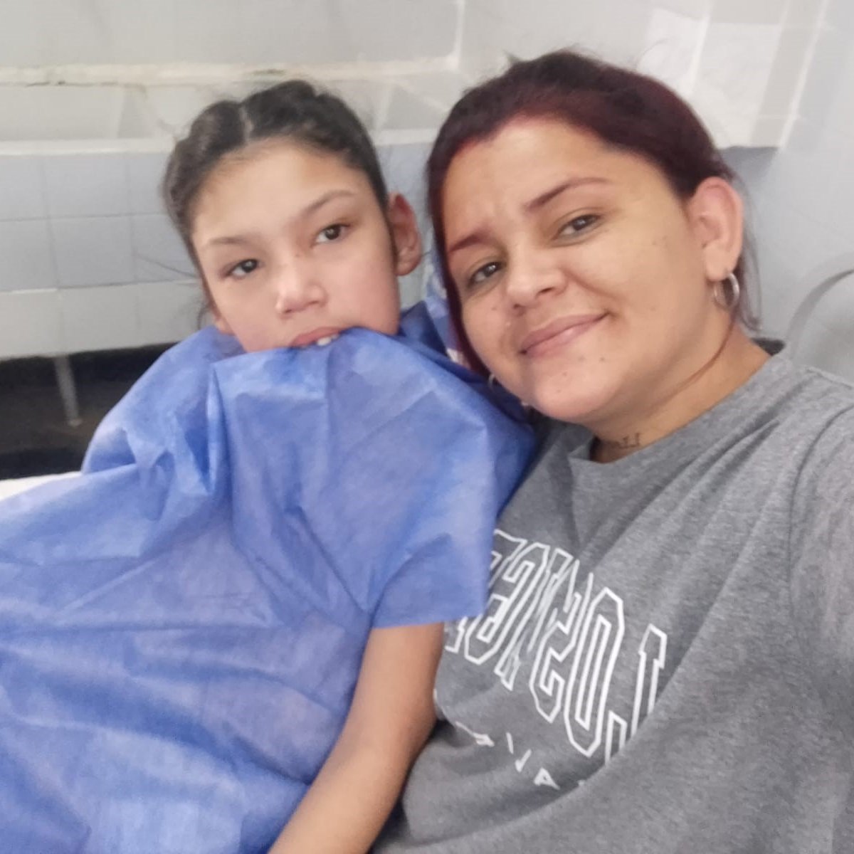 clarincom's tweet image. UNA MAMÁ PIDE AYUDA PARA COMPRAR UN ANDADOR DE $7 MILLONES PARA QUE SU HIJA CAMINE

Lucía Espíndola busca reunir el dinero para que Luana, de 15 años y con parálisis cerebral por mala praxis, pueda dar sus primeros pasos tras una cirugía de piernas.

La obra social demora la…