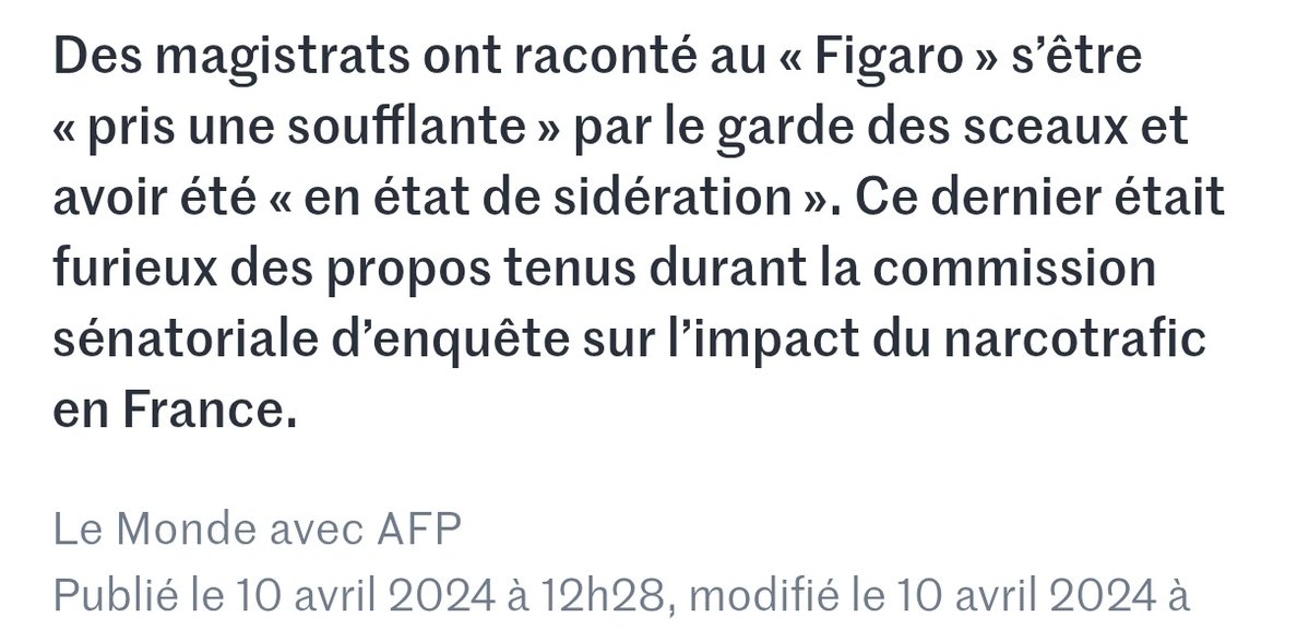 Ho sous la casquette j'aperçois l'ancien garde des Sceaux qui avait réprimé des magistrats marseillais alors qu'ils alertaient sur l'ampleur et la gravité du narcotrafic à Marseille.
Ils faisaient "le jeu de l'extrême droite" disait-il🙄
<a href="/E_DupondM/">Eric Dupond-Moretti</a> n'a rien fait mais il est là.