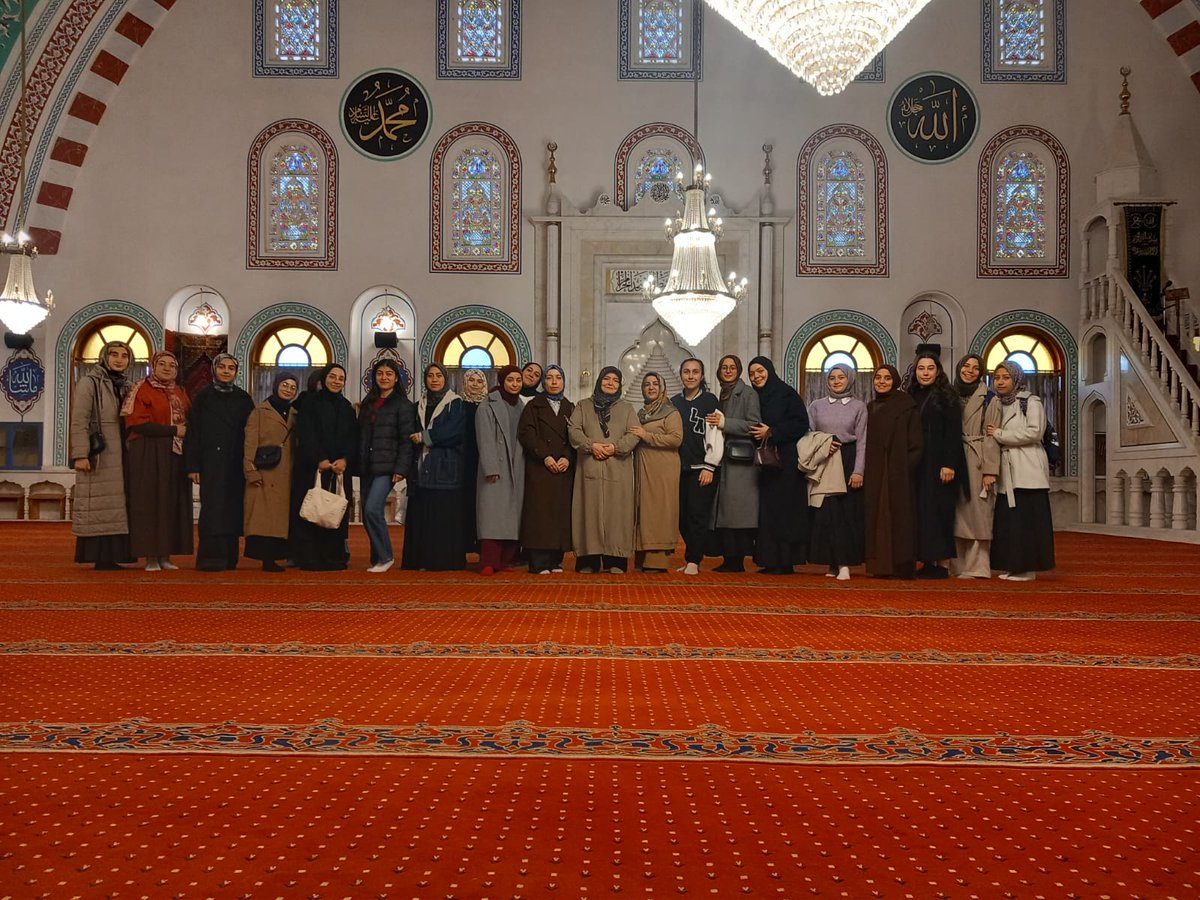 📍 Tahir Büyükkörükçü Yurdu
📍 Beyhekim Yurdu
📍 Yazır Yurdu

​Öğrencilerimizle birlikte Sabah Namazı Buluşmaları'nın manevi huzurunu yaşadık. 🤲
​Bereketli bir sabaha birlikte "Merhaba" diyerek gönül birliği içinde güne başladık. 😊
​<a href="/OA_BAK/">Dr. Osman Aşkın Bak</a> <a href="/gencliksporbak/">Gençlik ve Spor Bakanlığı 🇹🇷</a> <a href="/GSB_KYGM/">Kredi ve Yurtlar Genel Müdürlüğü</a>