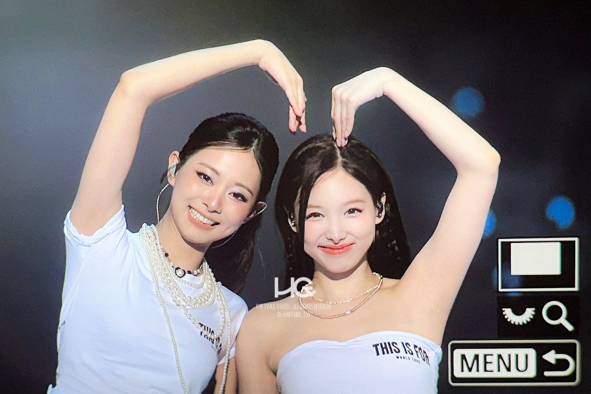 ナヨン   確認よう はい、私はナヨンです。 パート2 フルスクリーンとデスクトップの壁紙