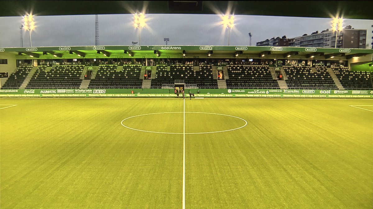 WillDowningComm's tweet image. The Easi Arena, anything but for Club Bruges (lost) and Union (drew). Anderlecht the latest visitors to La Louvière’s new den. Live on DAZN everywhere from 1830CET/1730GMT+Irl. #RALAND