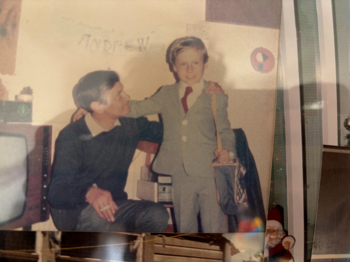 Happy heavenly birthday, dad. Furfure horror head, dad as proud as could be... 19 years since I last saw you :(