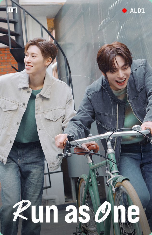 honeyzjh's tweet image. HELPPP why is this framed like a BL promo i’m obsessed