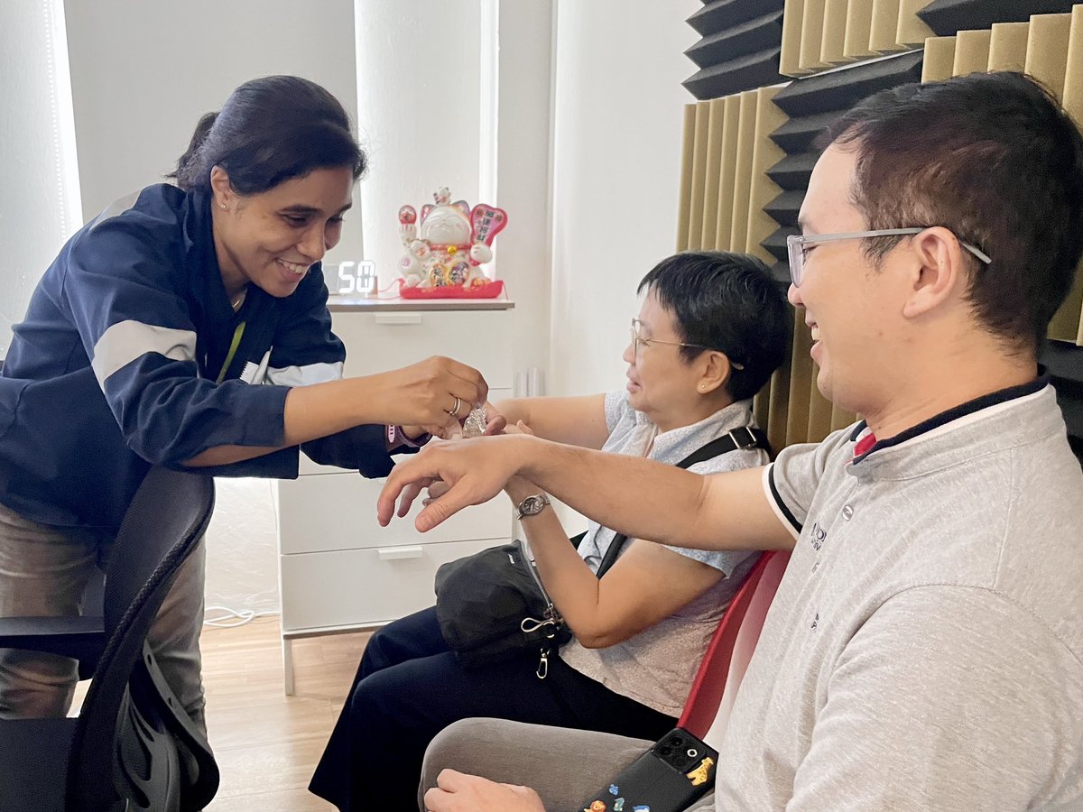 ACS_MUM_ISC's tweet image. From reaction steps to functional performance, our ACS chapter saw the chemistry that drives cosmetic innovation. 🌟🧪 💄 A huge thank you to the CIDOLS team for welcoming us and sharing your expertise!  #acsundergrad