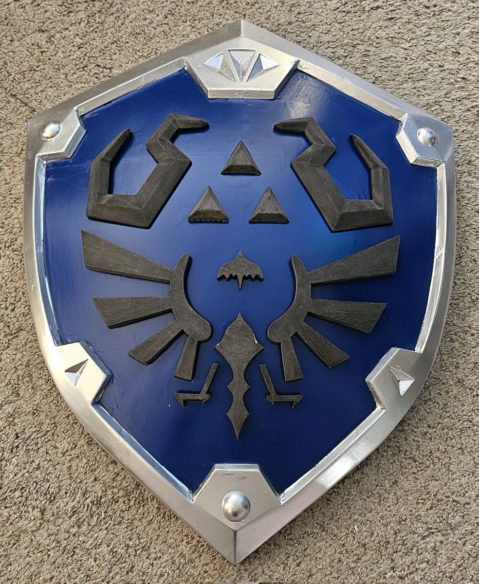 Another beautiful morning. 

The base is done!

Now I can finally work on the small pieces