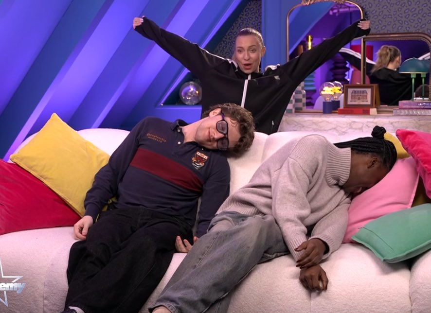 evaaasereje's tweet image. MON TRIO #StarAcademy