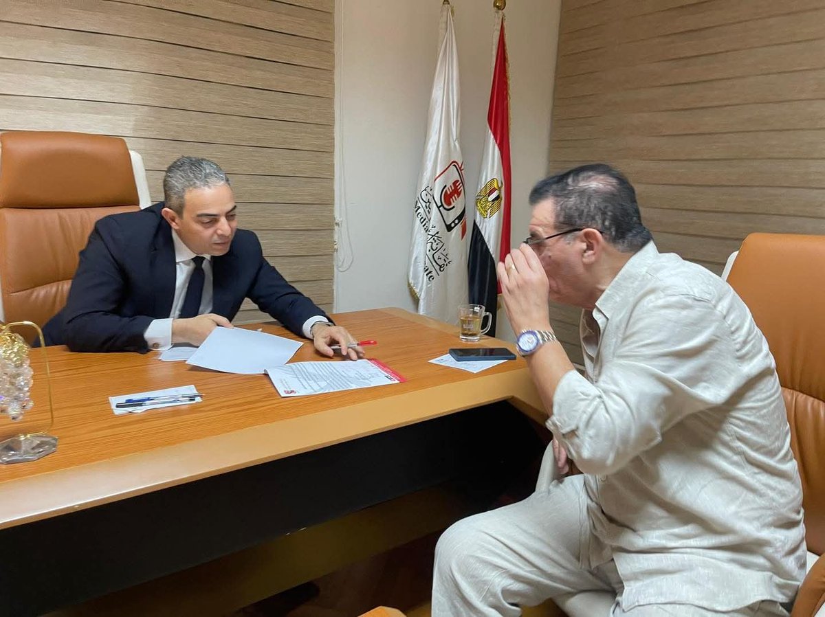 حضور مدحت شلبي لنقابة الإعلاميين لمناقشة الشكوى المقدمة ضده من النادي الأهلي. ⚽🔴