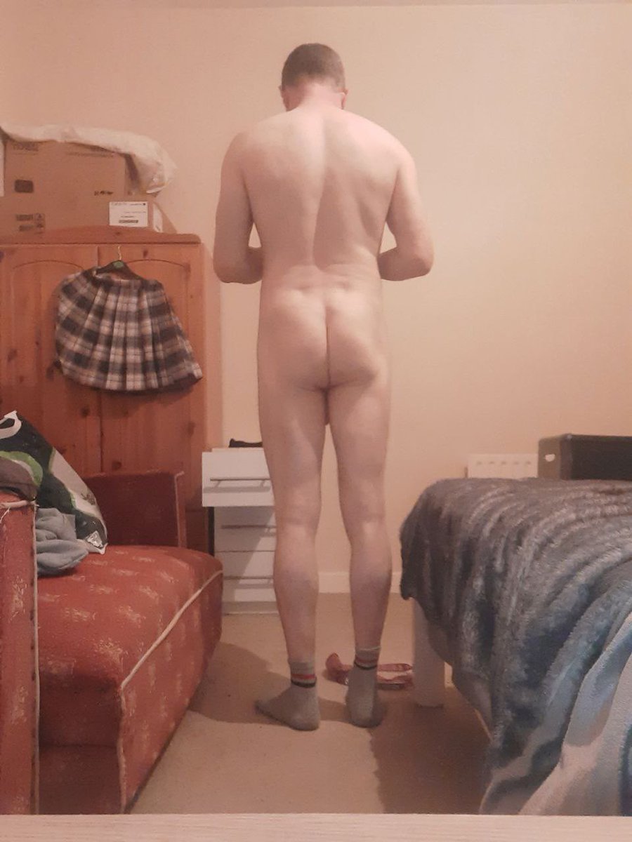 Master125893's tweet photo. This fa*g need to be exposed, he give me access to his phone https://t.co/j53RjmfO9U