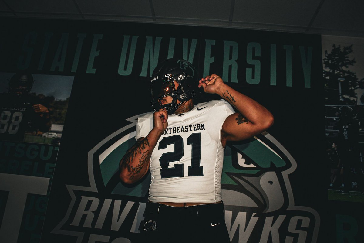 Had fun on my OV at NSU💚🖤 Appreciate the love!! <a href="/Mercier801/">Jason Mercier</a> <a href="/CoachChev6/">Darrin Chiaverini</a> <a href="/chev06_/">Curtis Chiaverini</a>   #AGTG #BLESSED #MYTIMESOON #ITGETLIKEDAT #NotCommitted